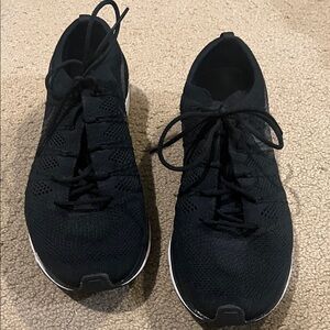 Nike Women's Black Athletic Shoes